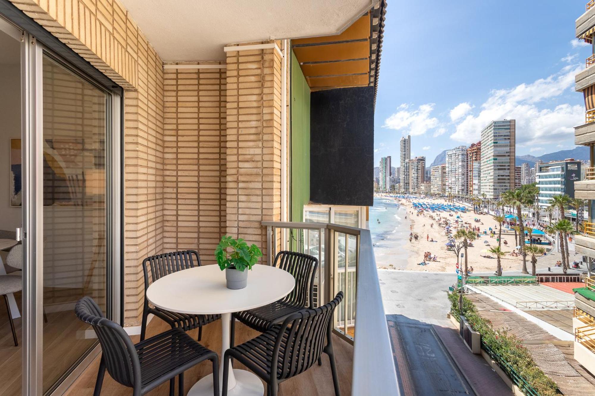 Arenal Suites Benidorm Esterno foto
